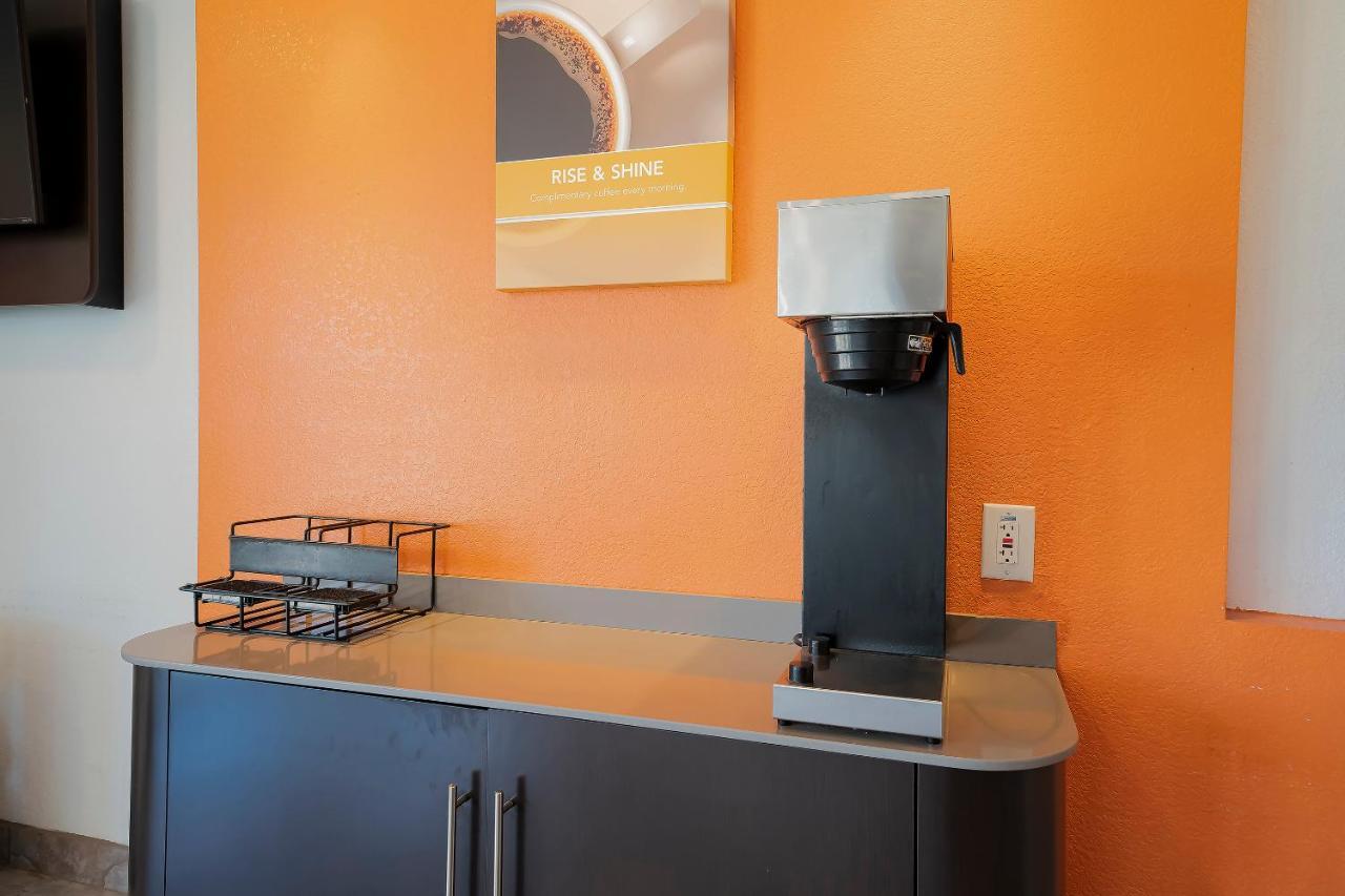 Americas Best Value Inn & Suites Humble Esterno foto