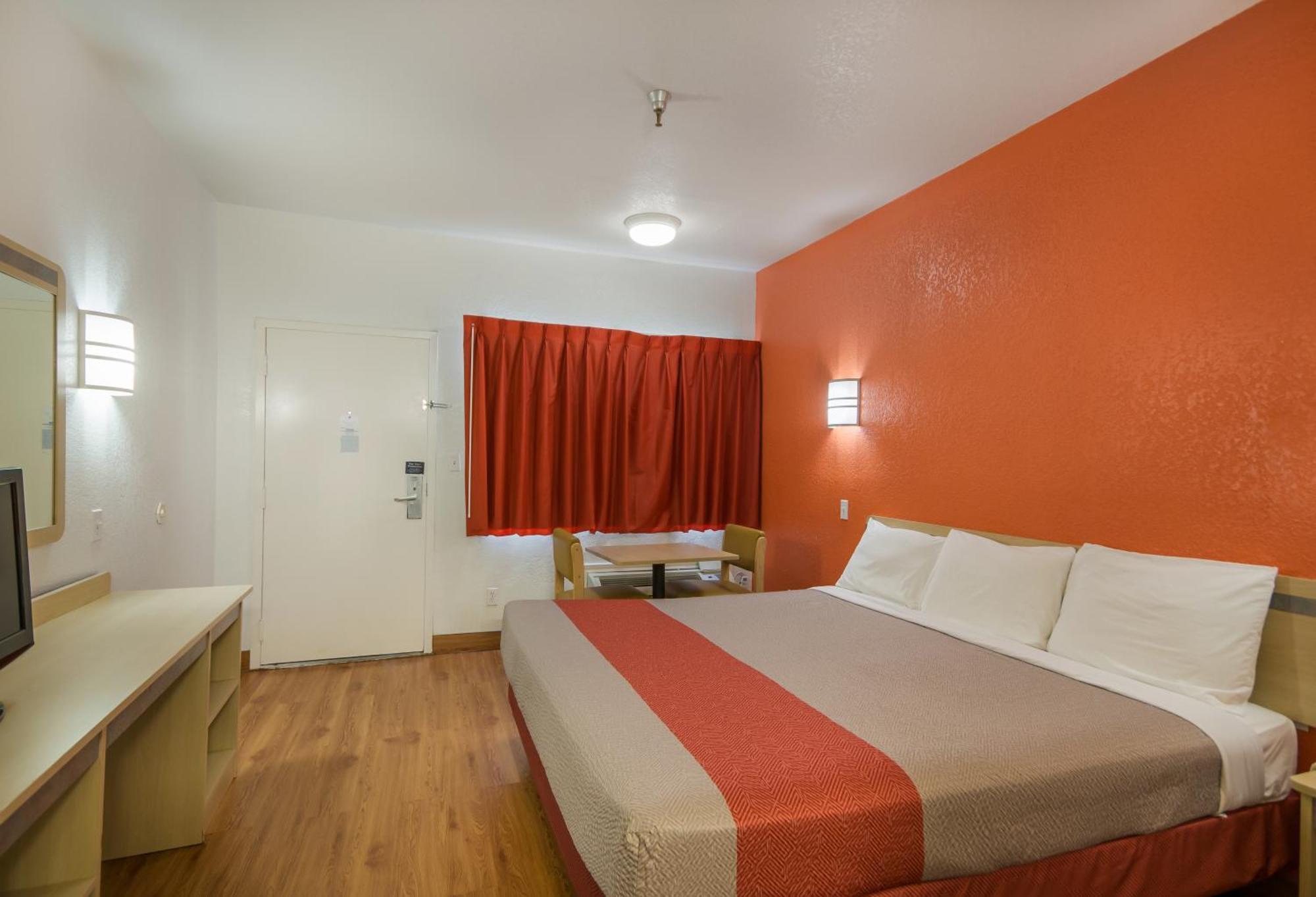 Americas Best Value Inn & Suites Humble Esterno foto