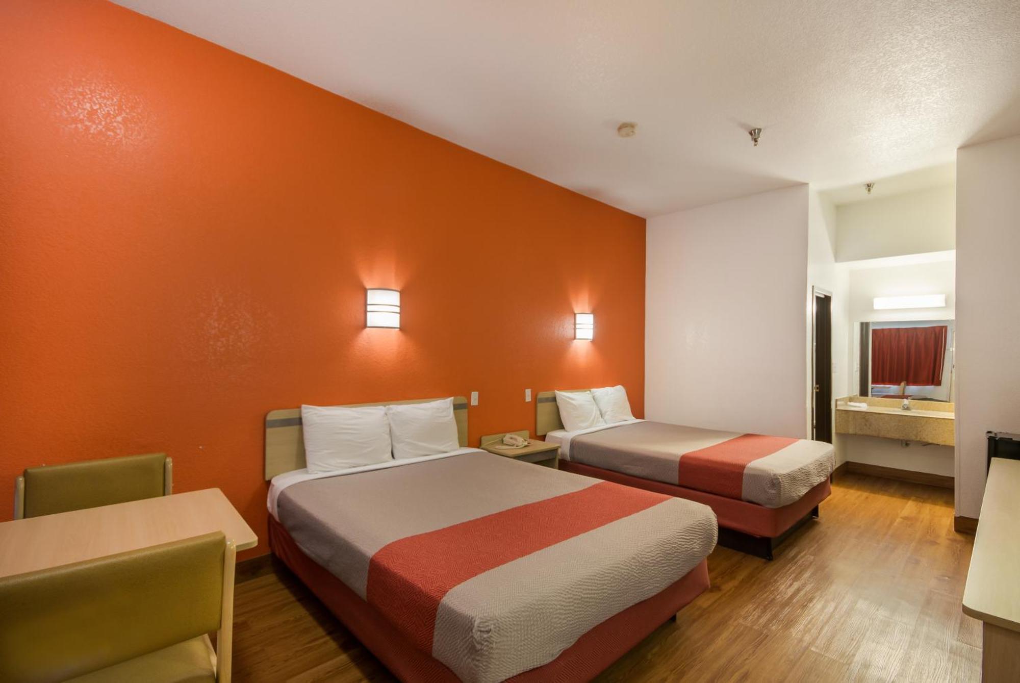 Americas Best Value Inn & Suites Humble Esterno foto