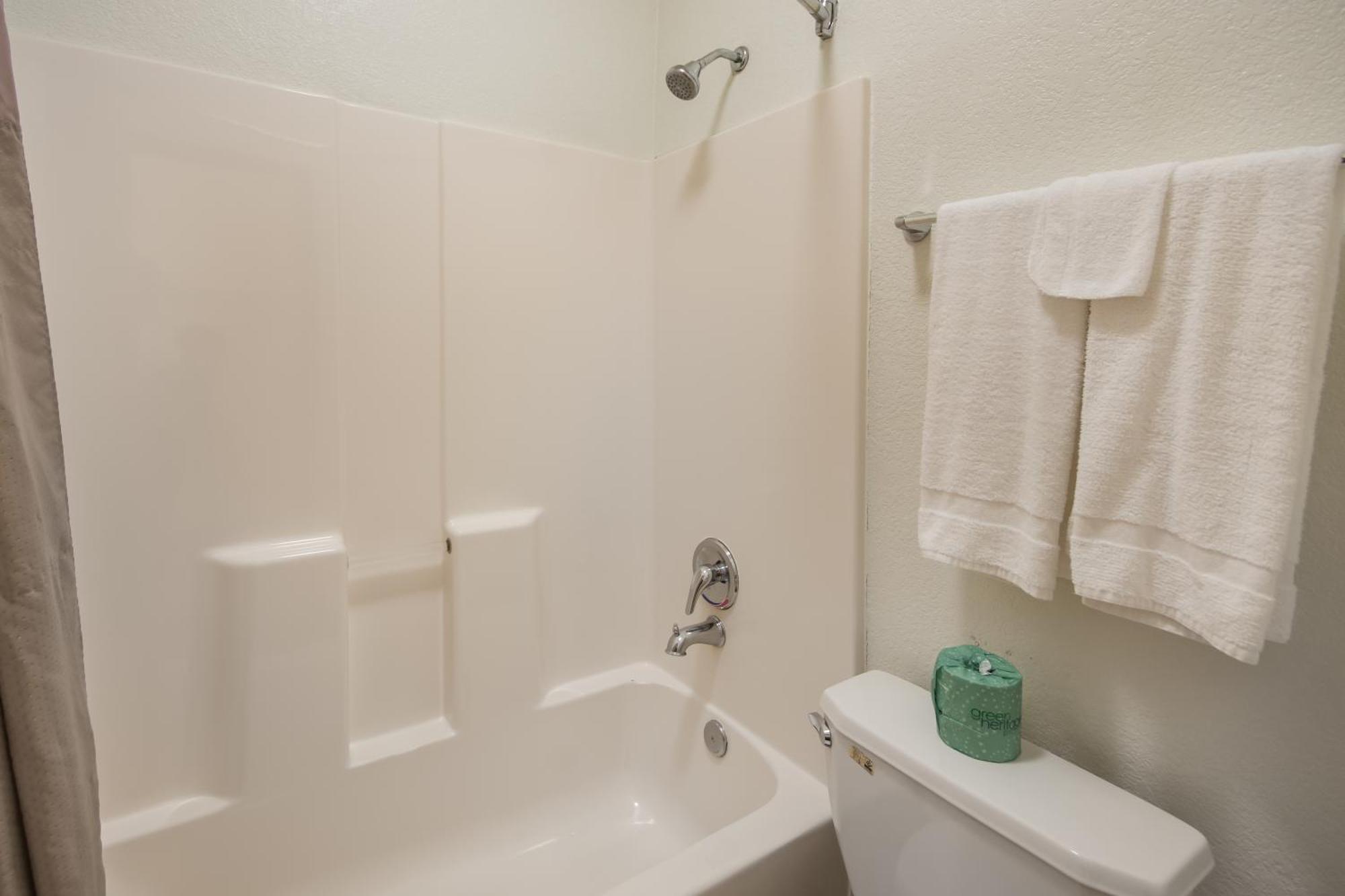 Americas Best Value Inn & Suites Humble Esterno foto